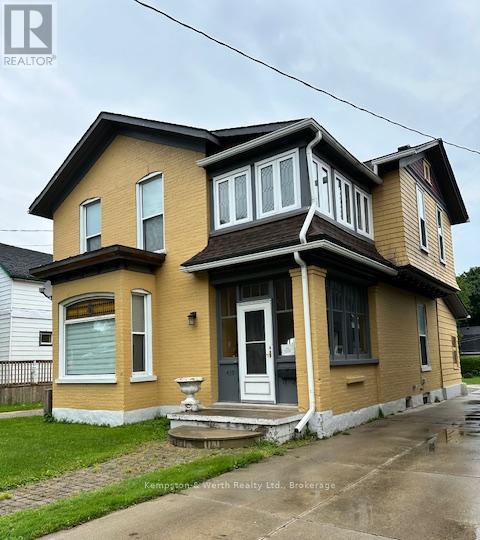 439 MAIN STREET W, North Perth (Listowel)