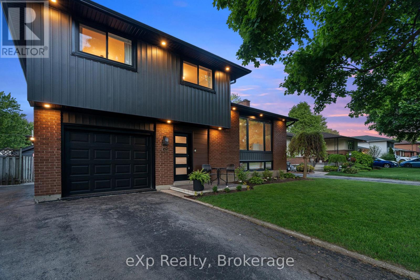 169 MOWAT STREET, Stratford