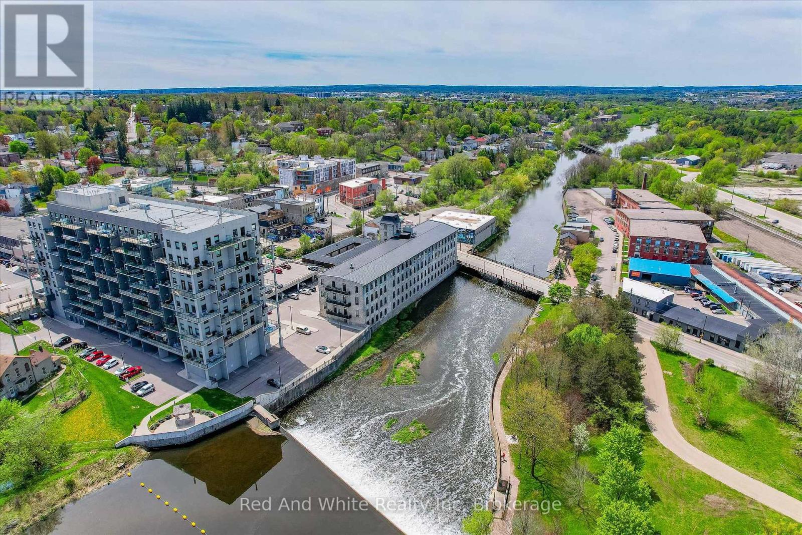 308 - 19 GUELPH AVENUE, Cambridge