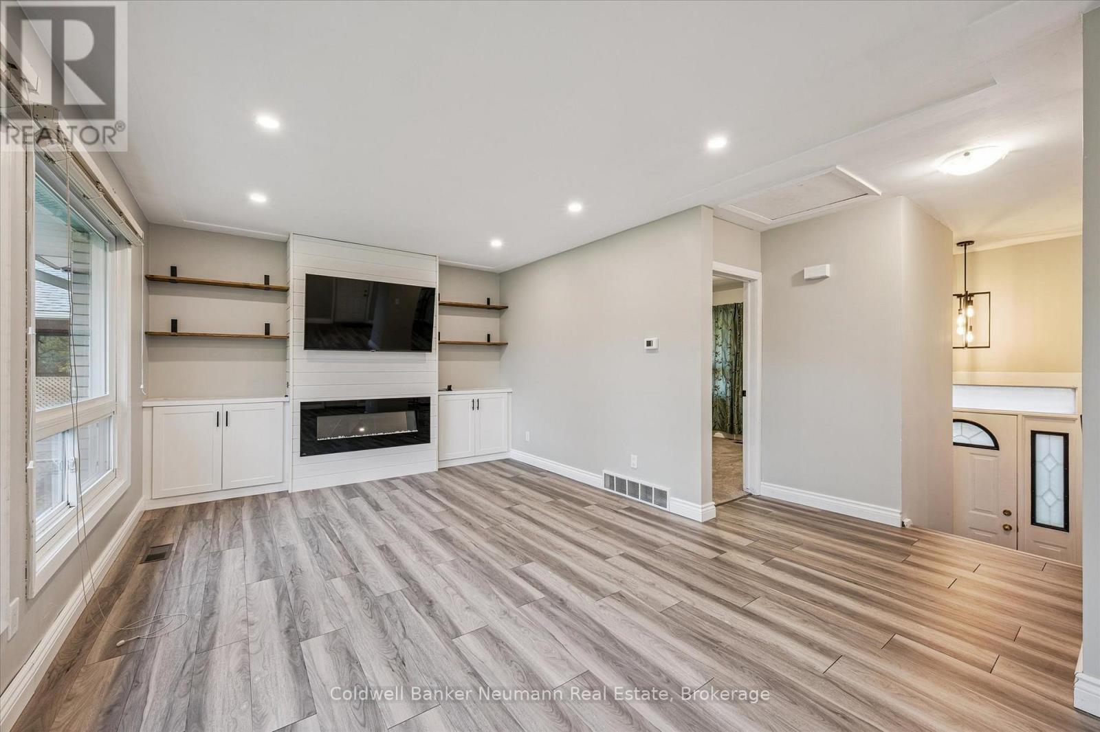 127 AVON ROAD, Kitchener