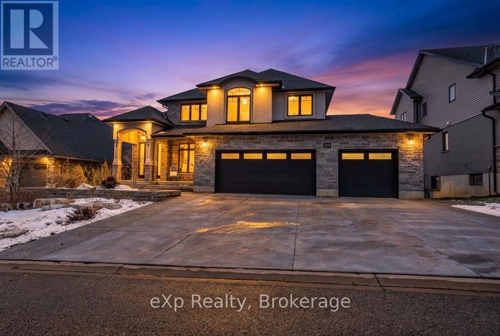 209 BOOT HILL ROAD, Woodstock (Woodstock - South)