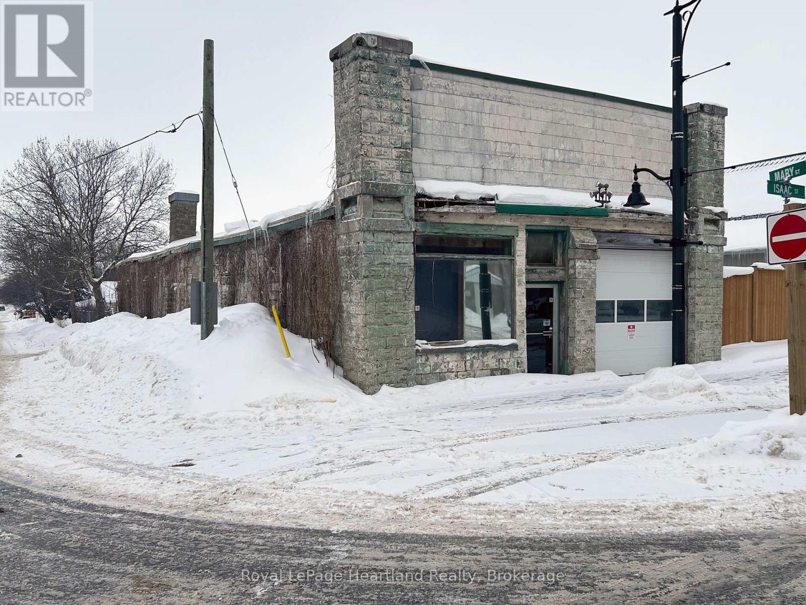 30 ISAAC STREET, Central Huron (Clinton)