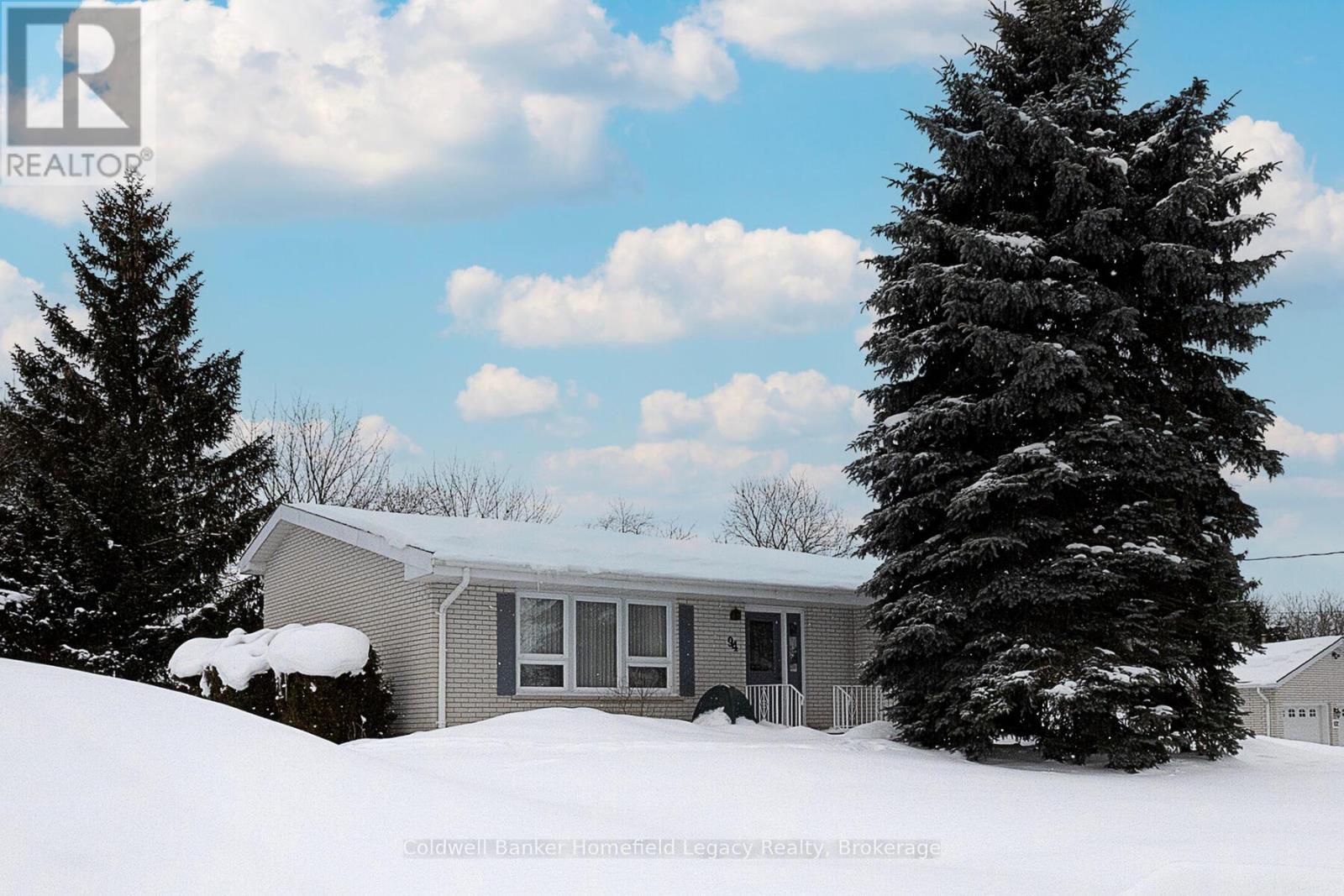 94 WILLIAM STREET N, St. Marys