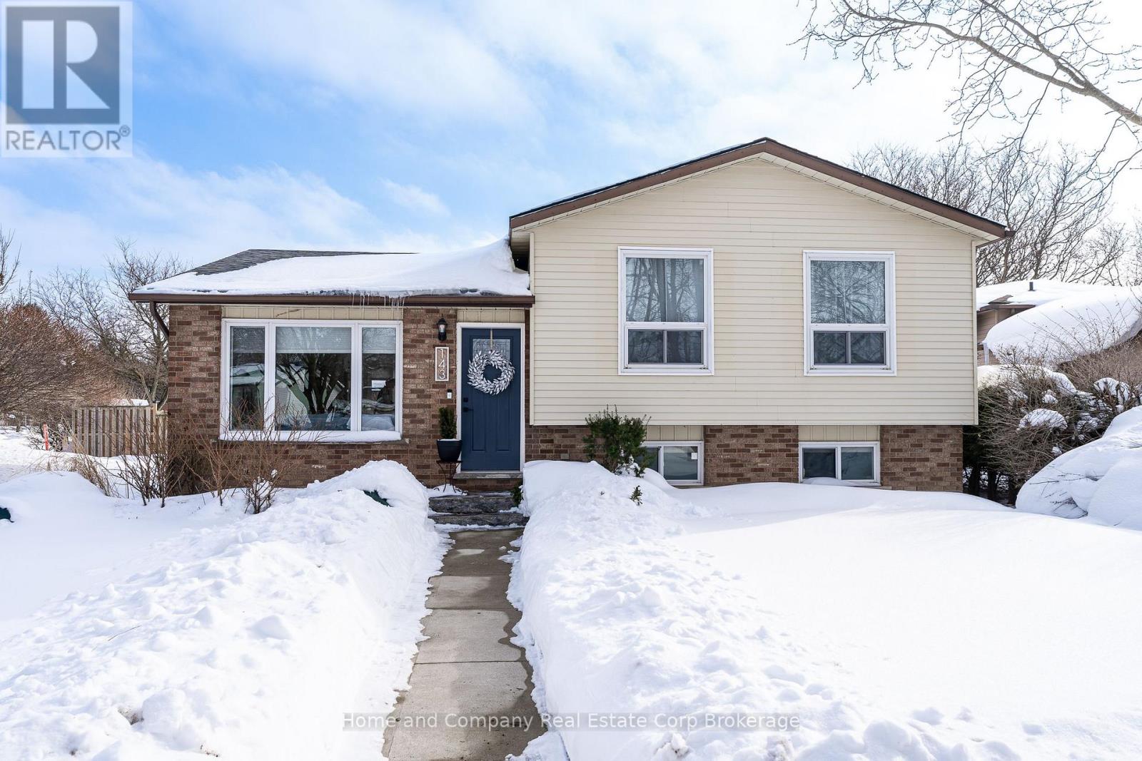 143 GREENWOOD DRIVE, Stratford