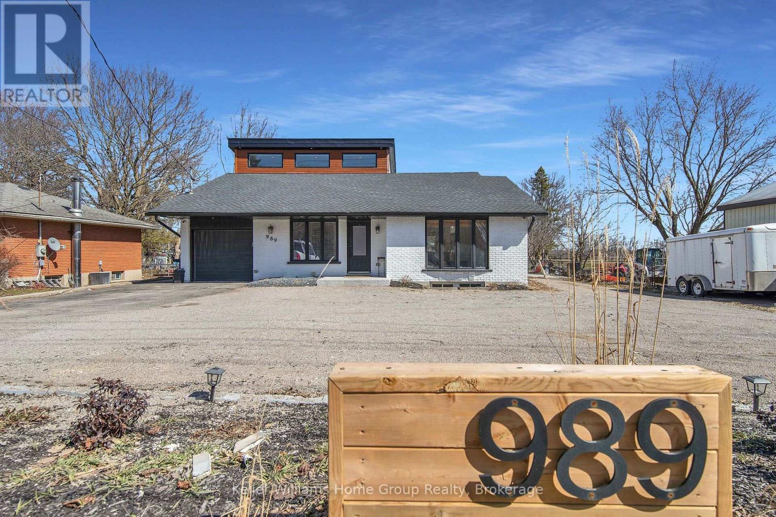 989 NORTHFIELD DRIVE E, Woolwich