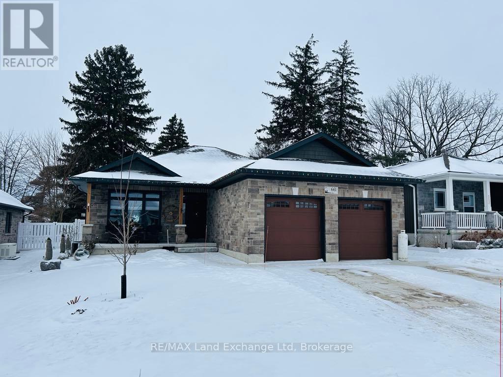 661 GLORIA STREET, North Huron (Blyth)