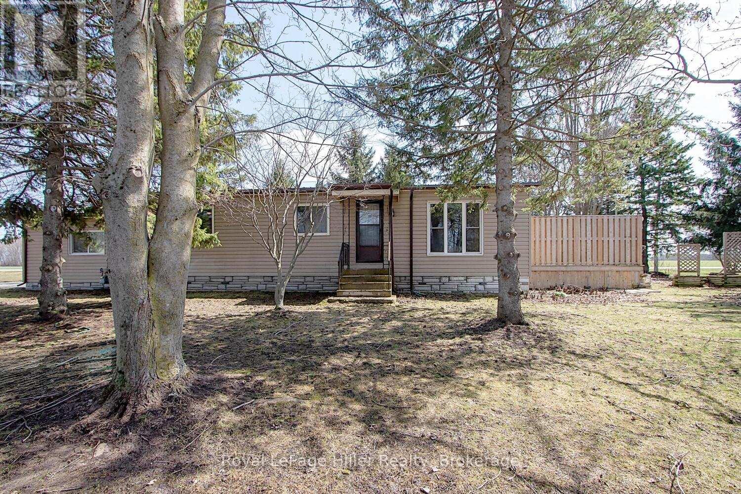 229 BEECH STREET, Perth East (Crystal Lake)