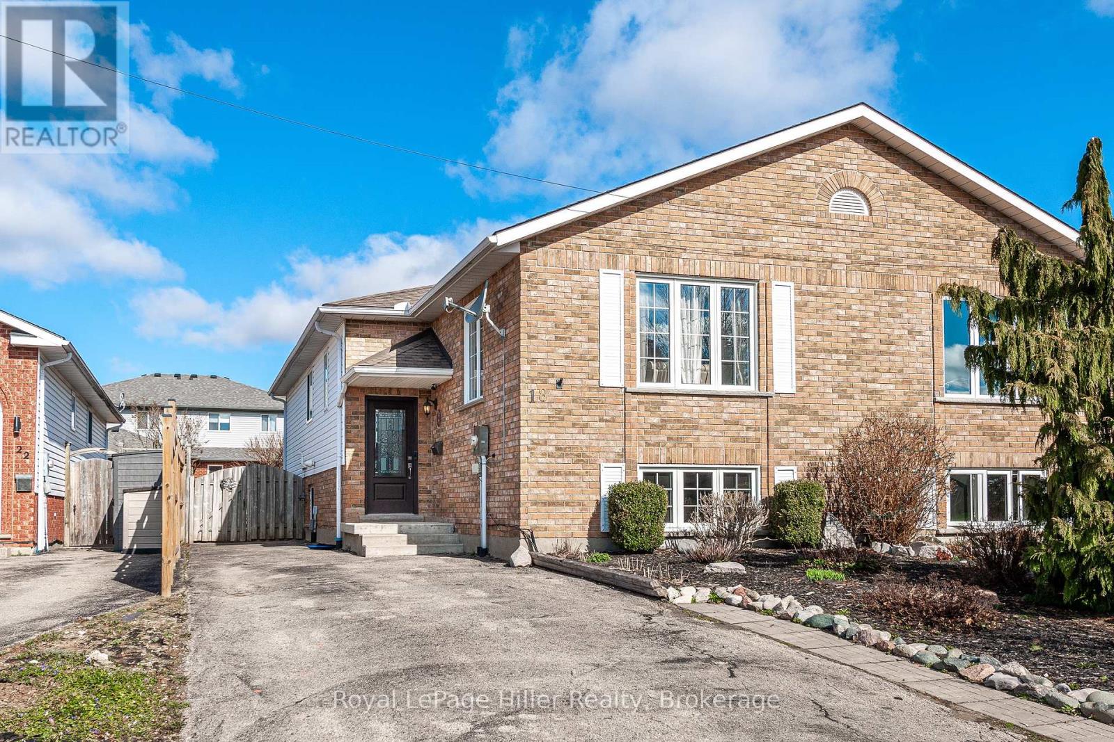18 GEMMELL COURT, Stratford