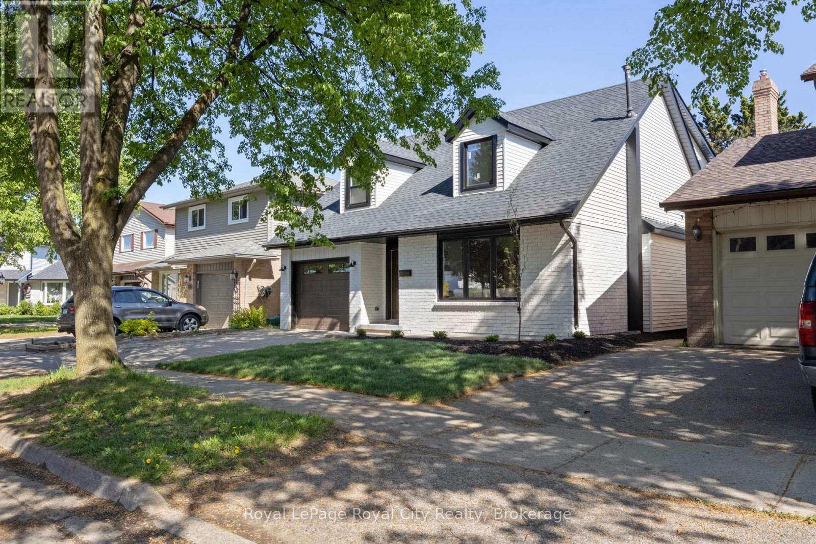 92 SCENIC WOOD CRESCENT, Kitchener