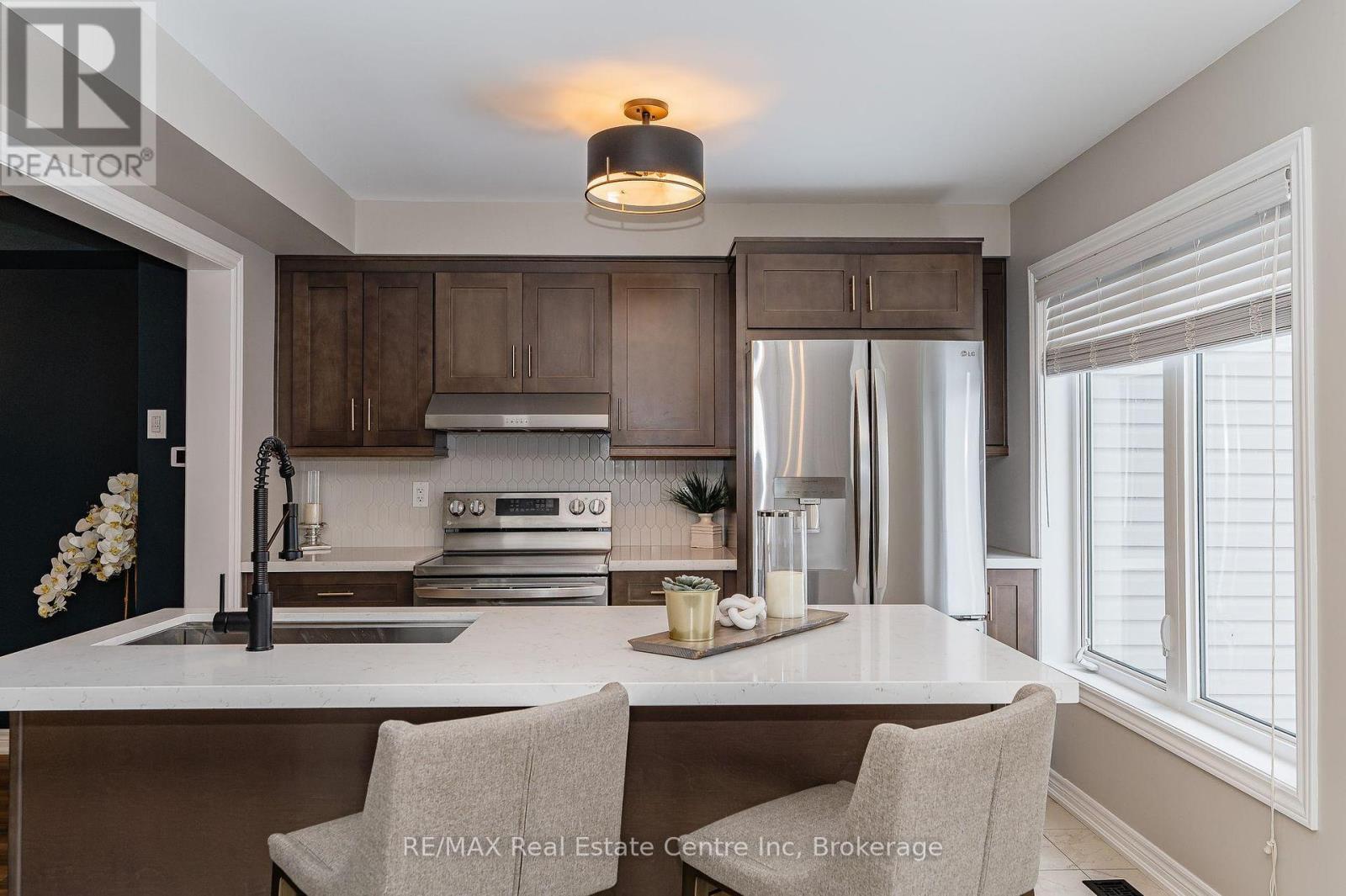 2 - 395 LINDEN DRIVE, Cambridge