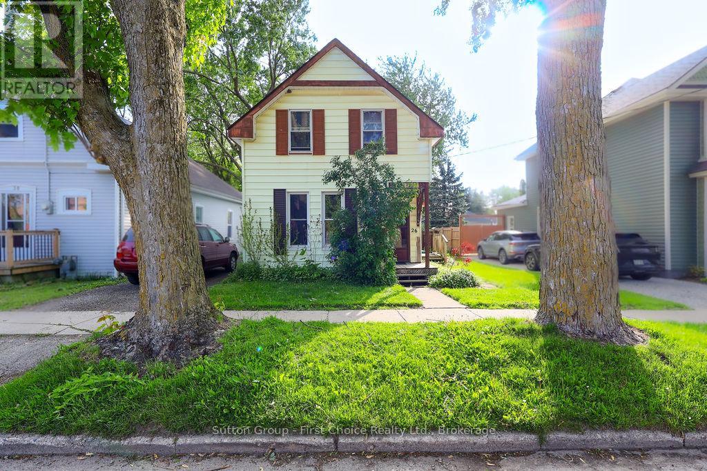 26 MOWAT STREET, Stratford