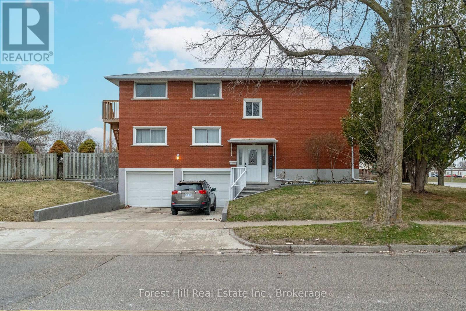 35 SHAFTSBURY DRIVE, Kitchener