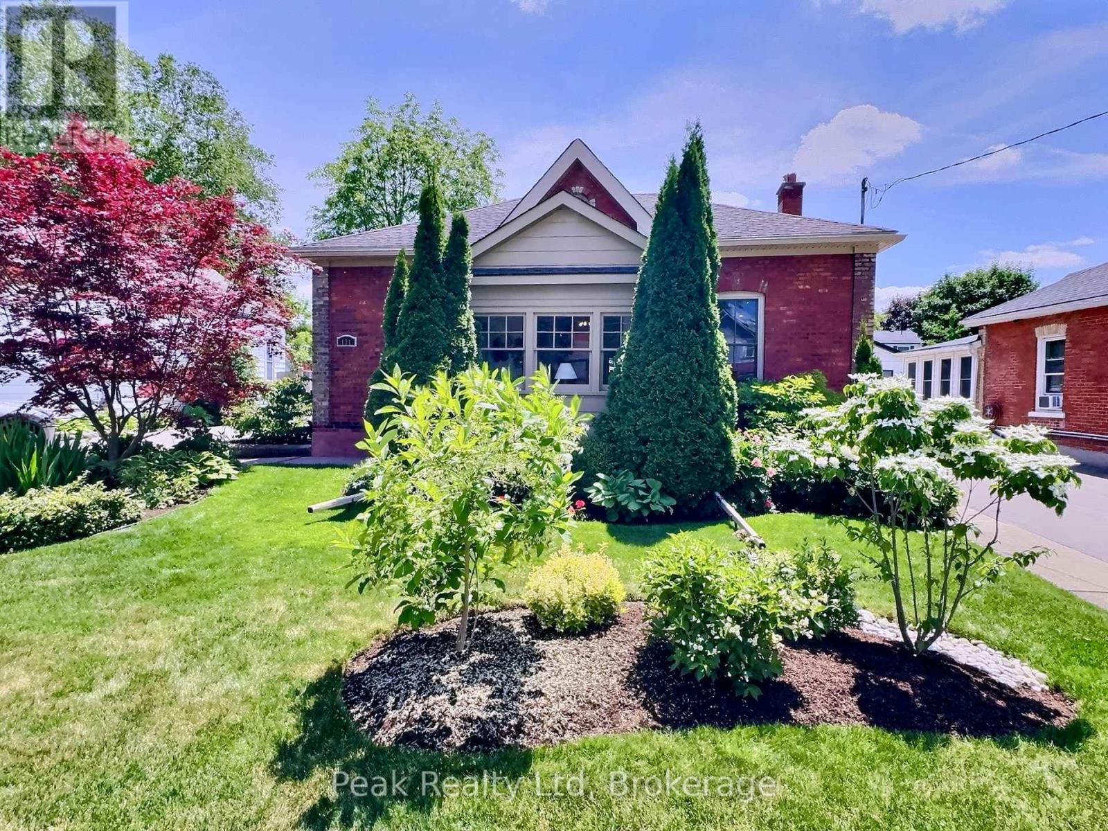 131 DOURO STREET, Stratford