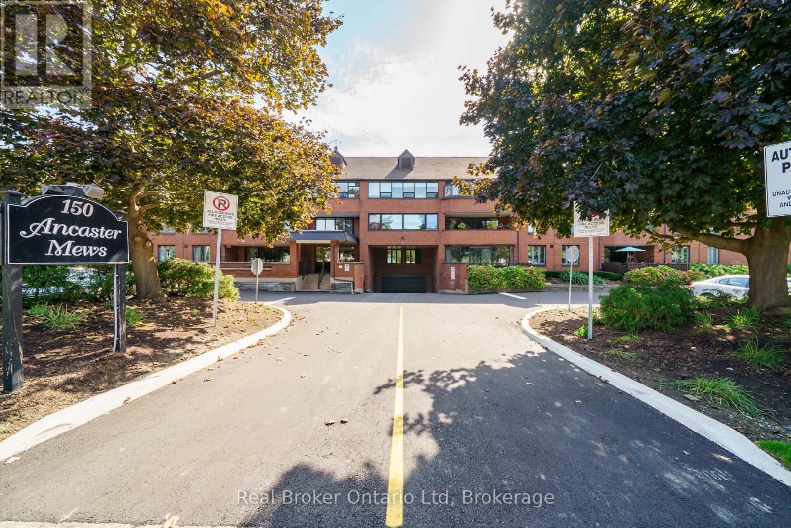 314 - 150 WILSON STREET W, Hamilton (Ancaster)
