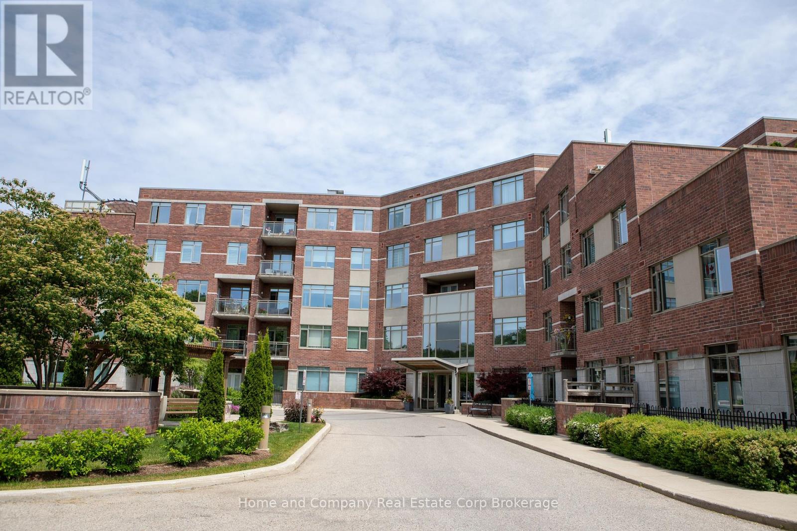 110 - 400 ROMEO STREET N, Stratford