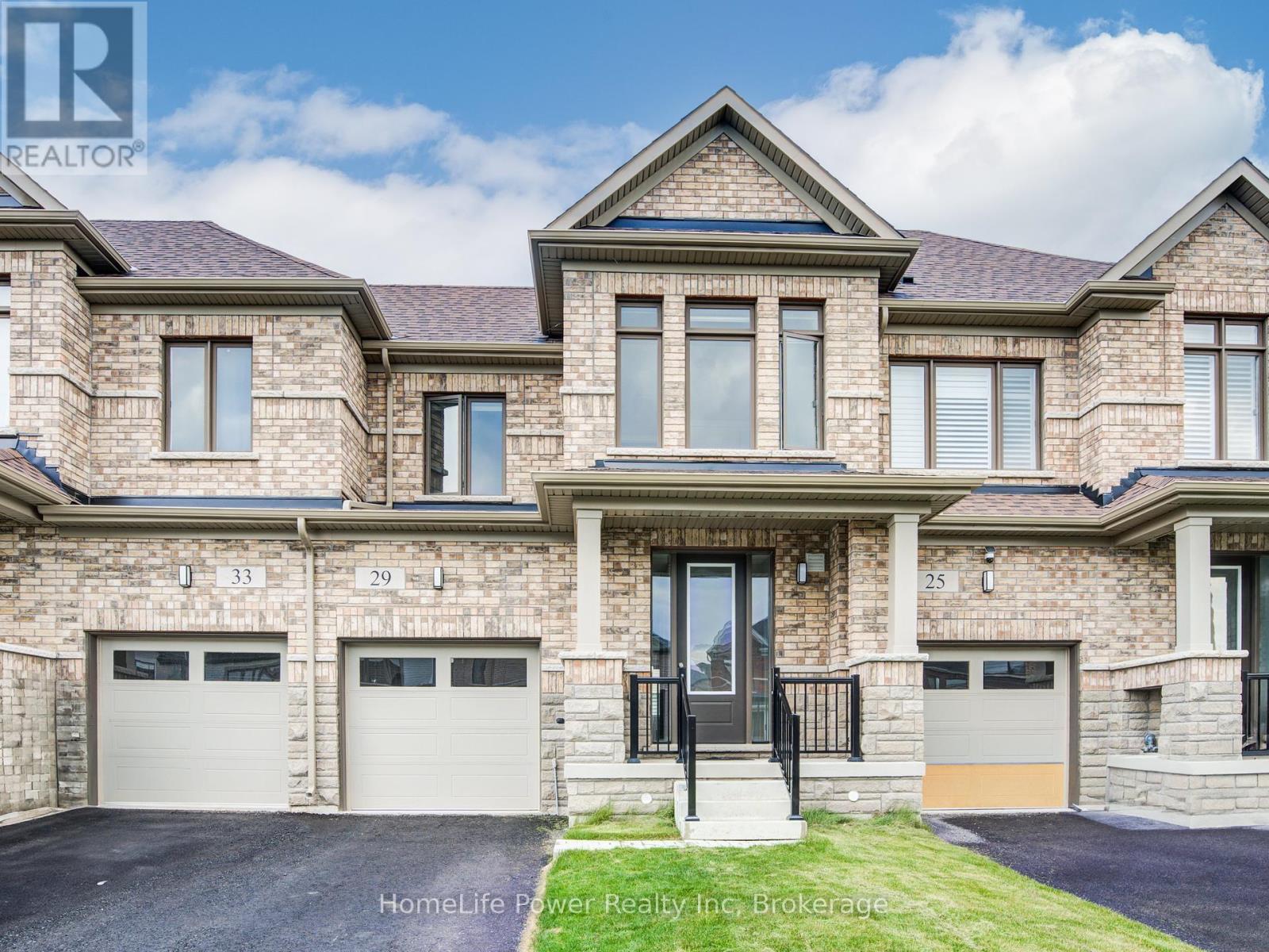 29 JOHN CARPENTER ROAD, North Dumfries