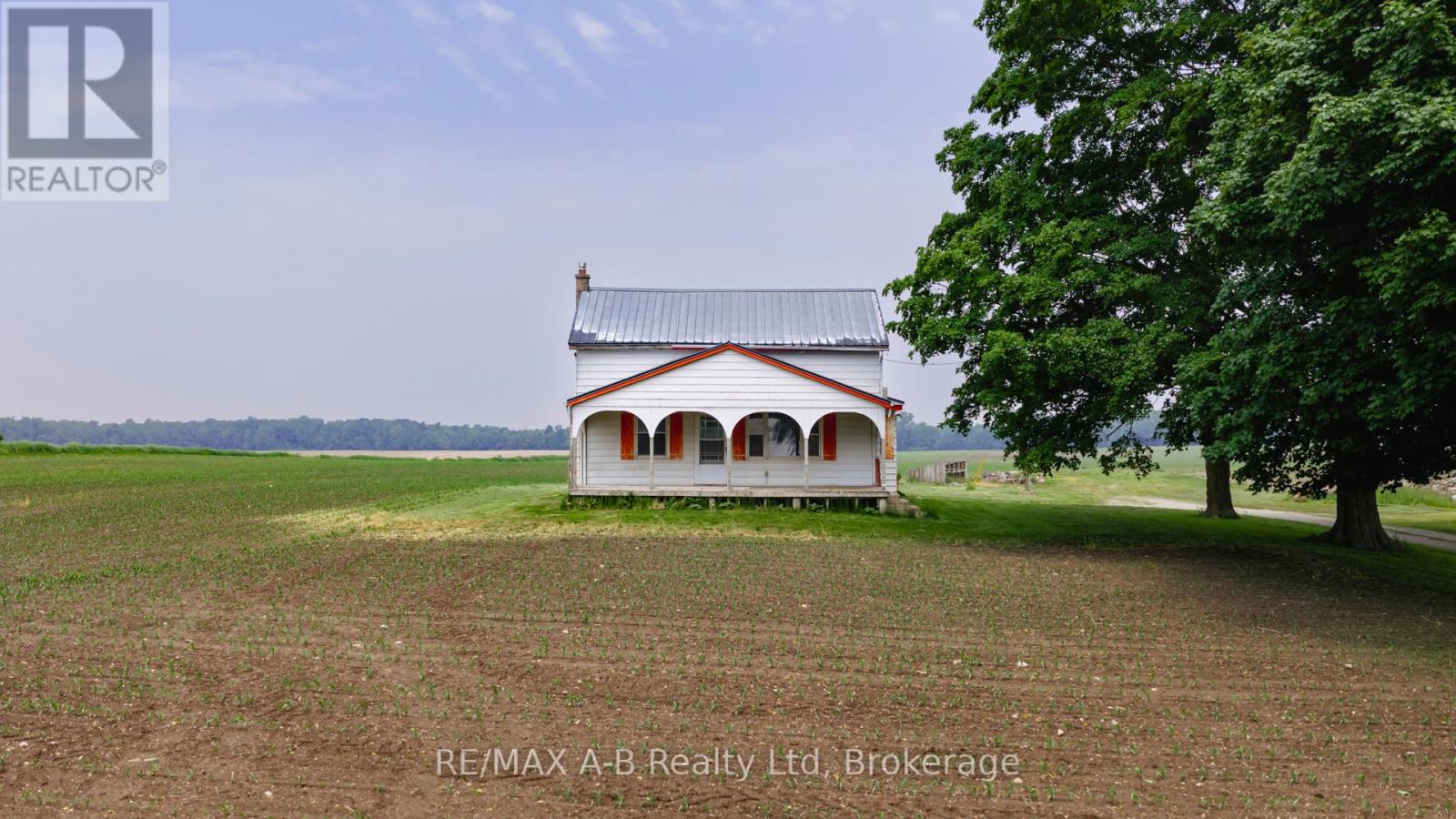17570 ELGINFIELD ROAD, Perth South (Blanshard)