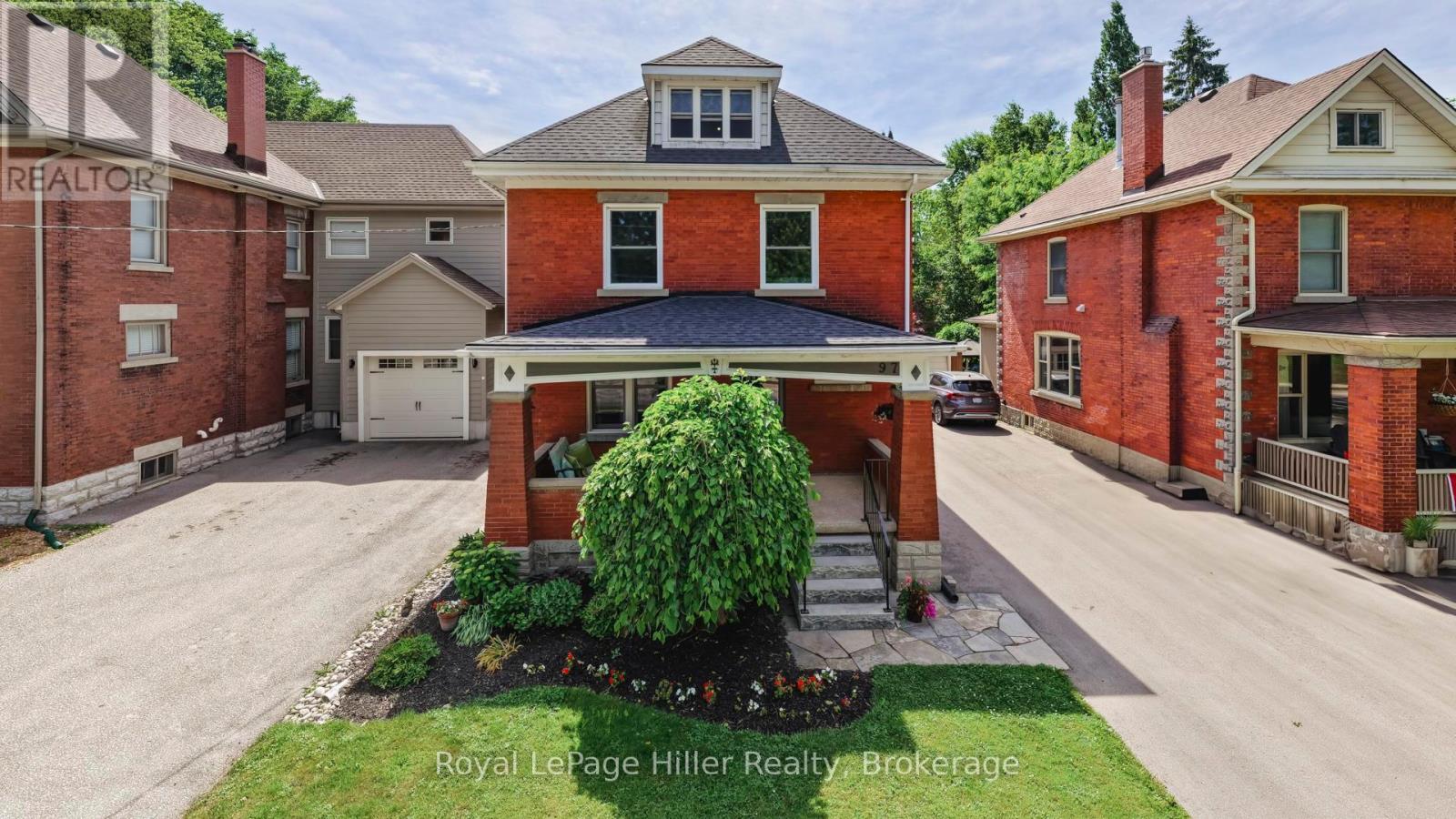 97 JOHN STREET N, Stratford