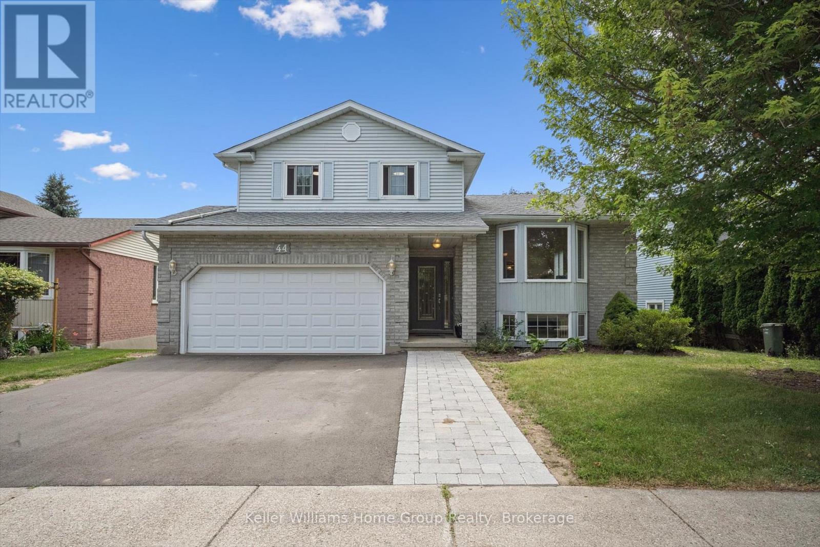 44 GREENWICH DRIVE, Guelph (Willow West/Sugarbush/West Acres)