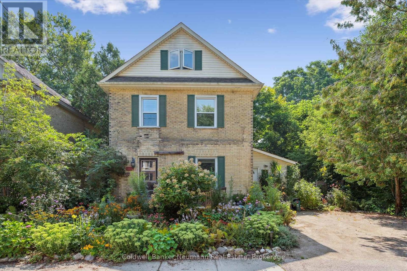 102 ASMUS STREET, Wilmot