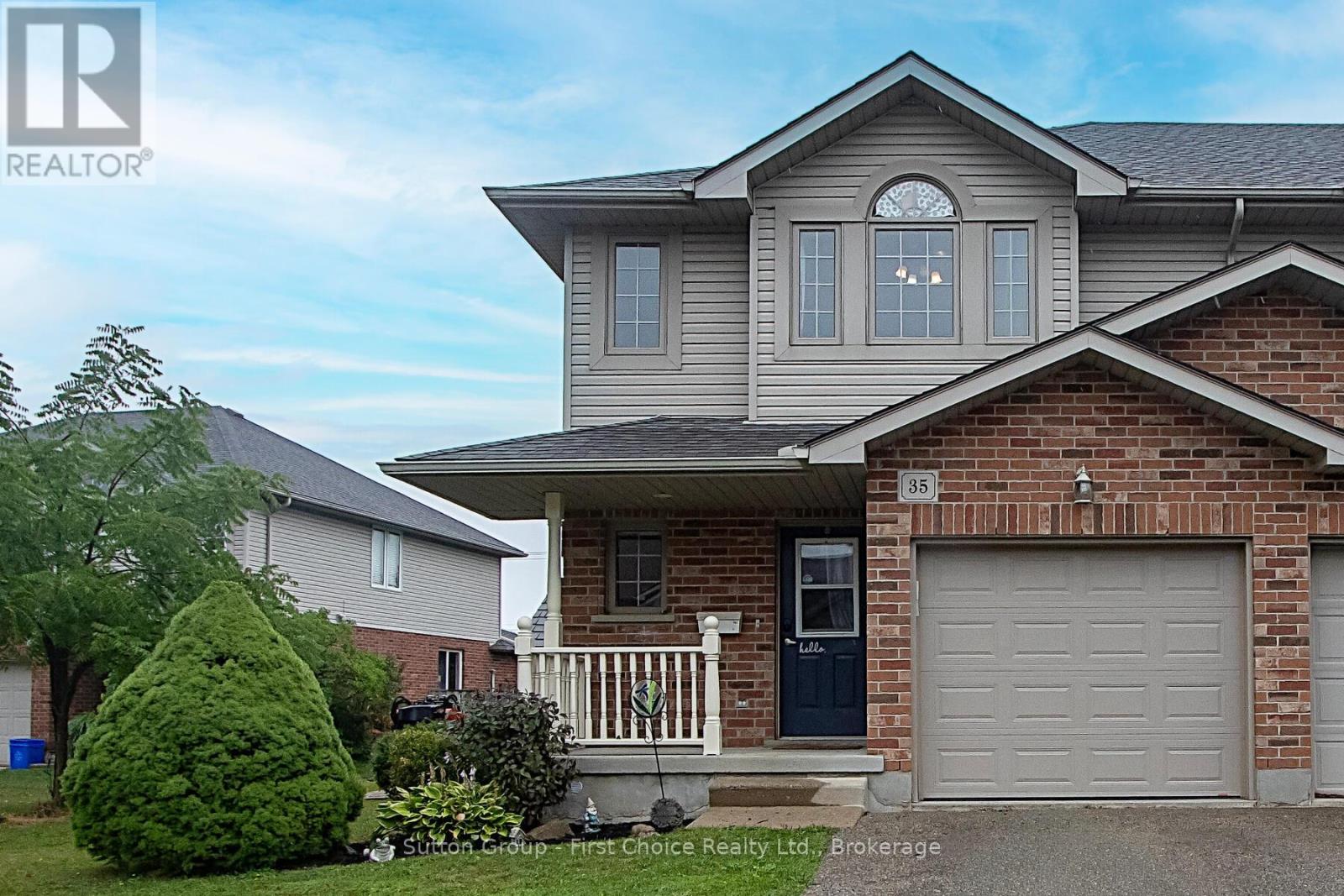 35 HYDE ROAD, Stratford