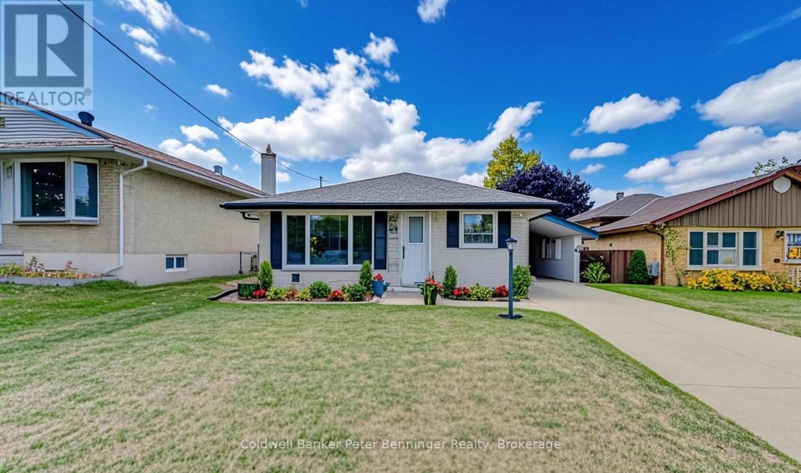 41 WEICHEL STREET, Kitchener