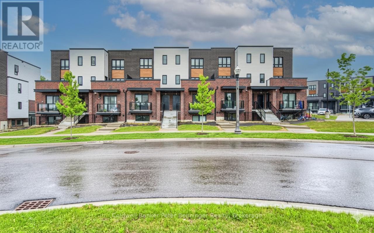 253 CHAPEL HILL DRIVE, Kitchener