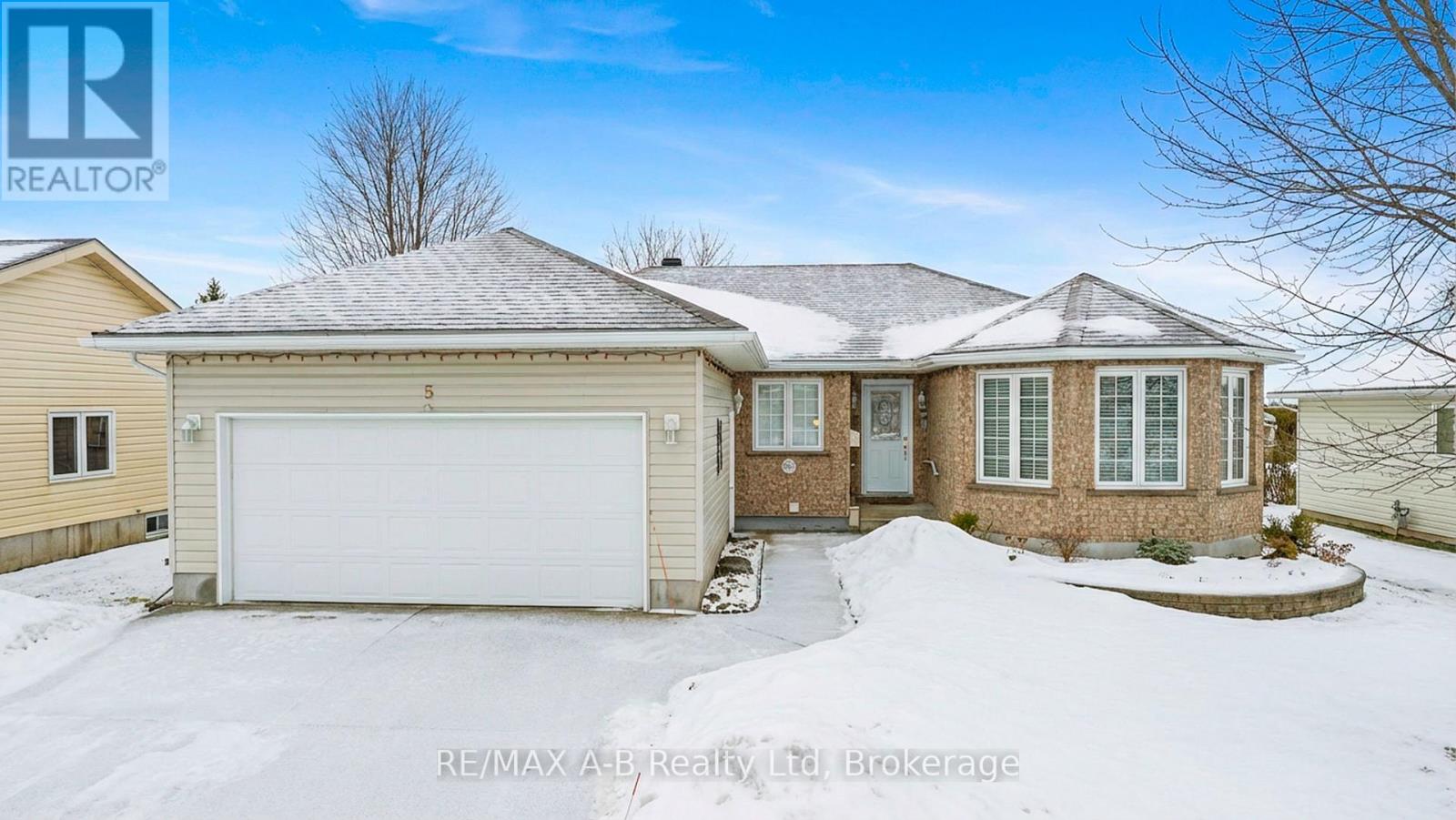 5 - 30 ANN STREET, St. Marys