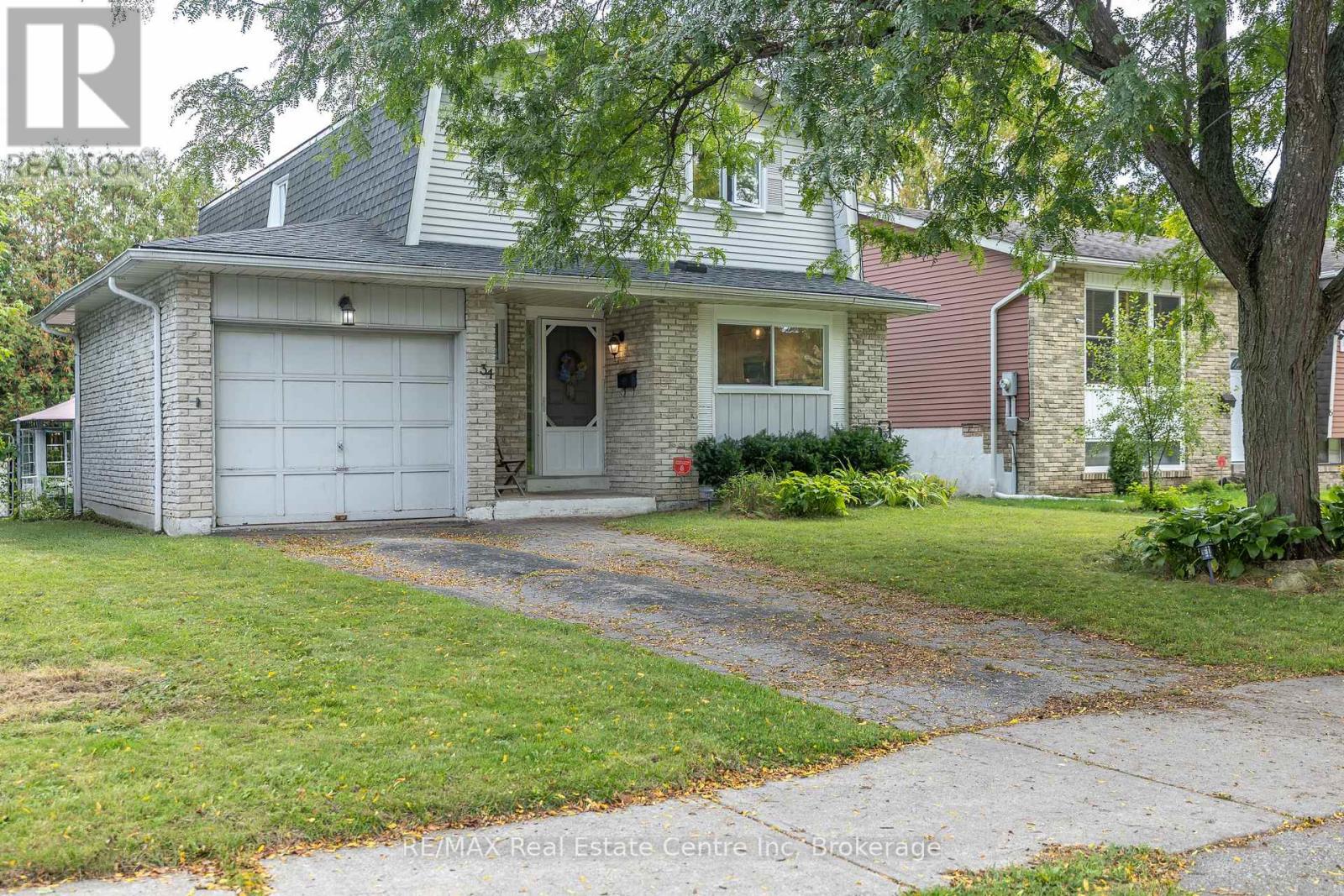 34 WOODRIDGE DRIVE, Guelph (Willow West/Sugarbush/West Acres)