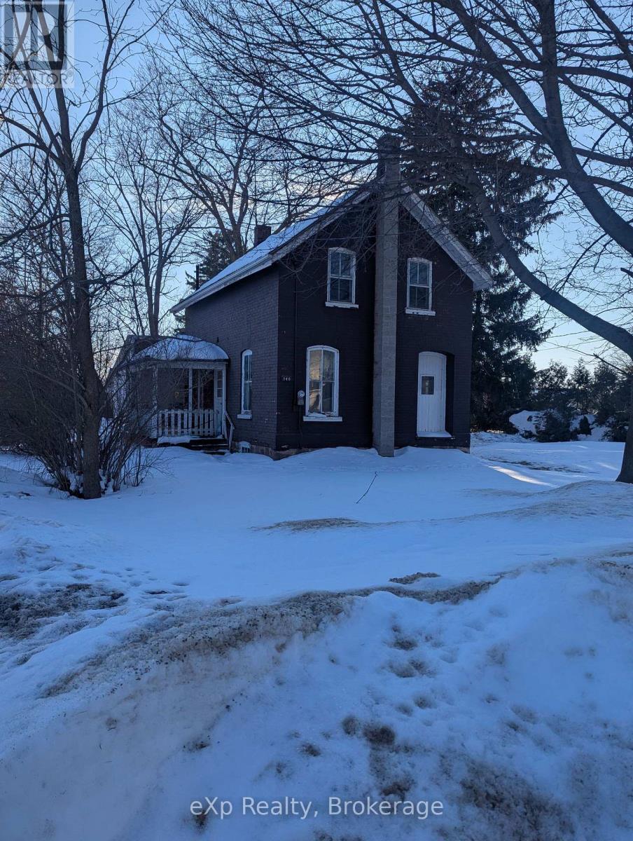 740 ELMA STREET W, North Perth (Listowel)