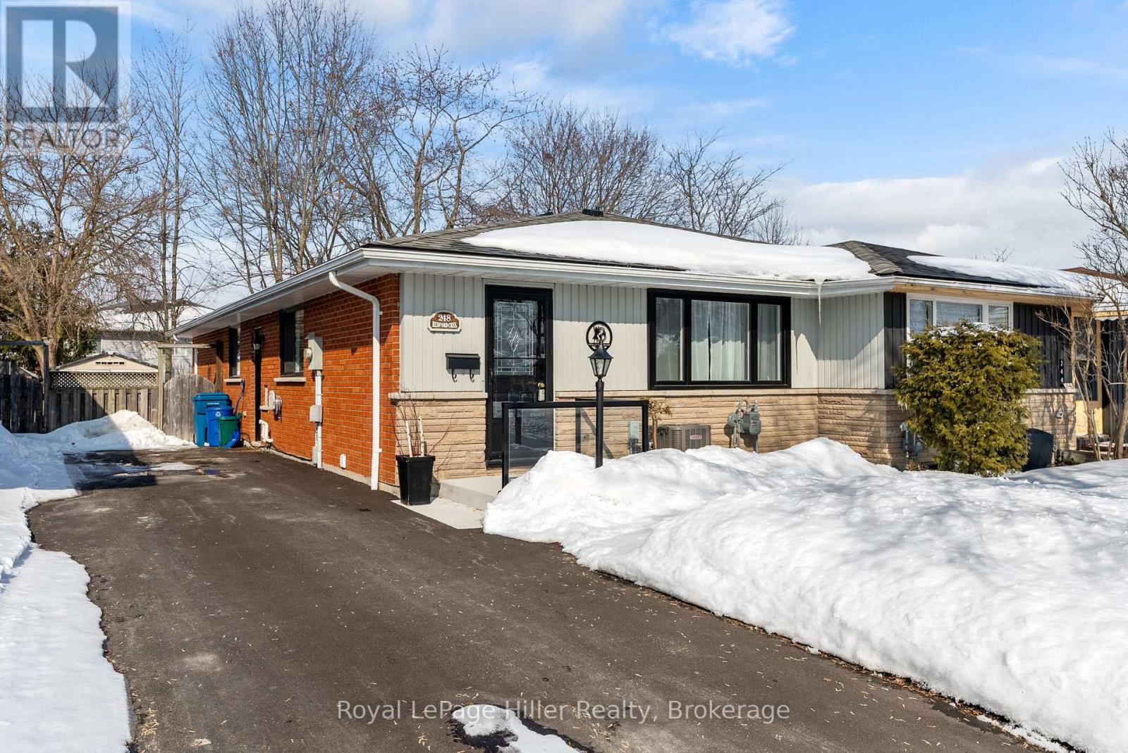 248 REDFORD CRESCENT, Stratford