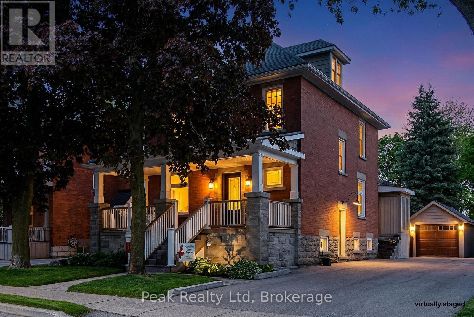 212 FRONT STREET, Stratford