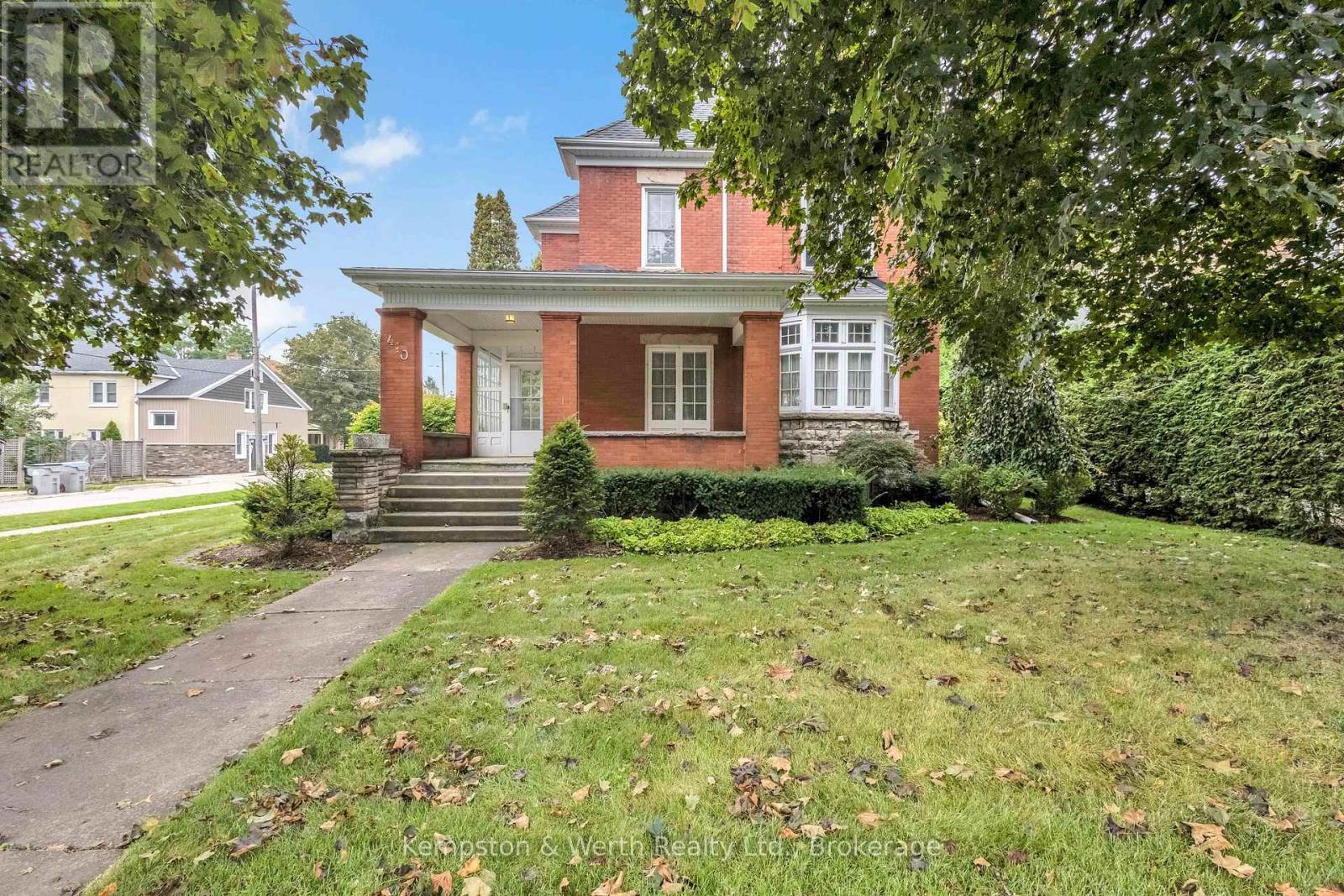 410 MAIN STREET W, North Perth (Listowel)