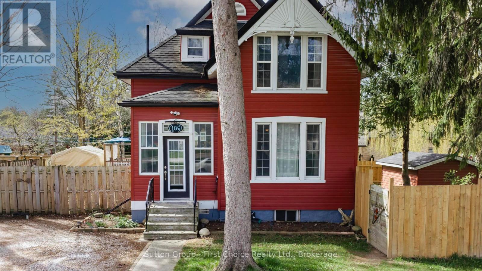 186 ALMA STREET, Central Huron (Clinton)