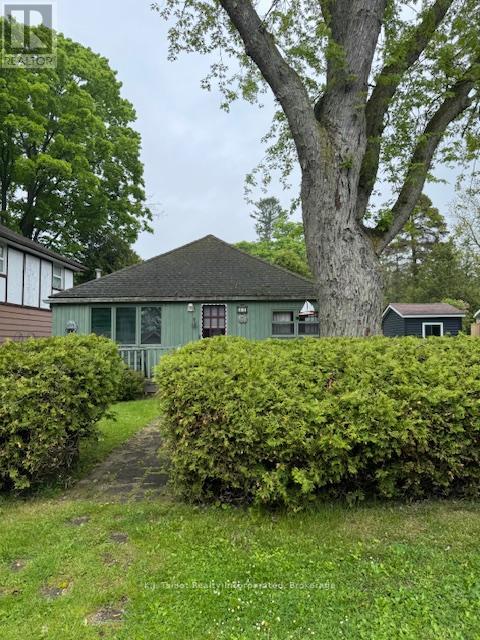 18 TUYLL STREET W, Bluewater (Bayfield)