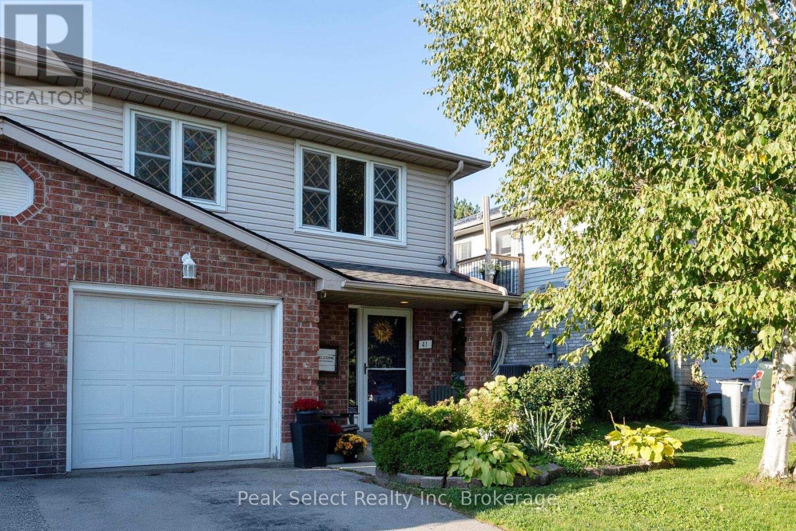 41 SOUTHVALE ROAD, St. Marys