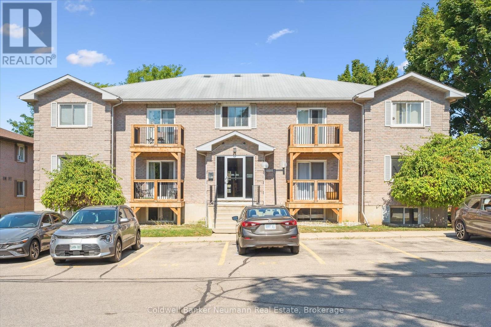 204 - 266 OVERLEA DRIVE, Kitchener