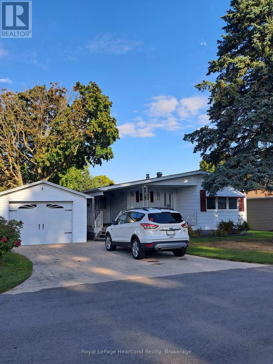 21 VELMA STREET, Strathroy-Caradoc (SE)