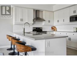17 - 107 Westra Drive, MLS X13586480