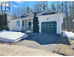 45 Pine Ridge Gate E, MLS X12975124