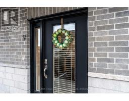 9 - 3202 Vivian Line 37, MLS X13089414