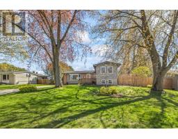27 Inverlyn Crescent S, MLS X13120424