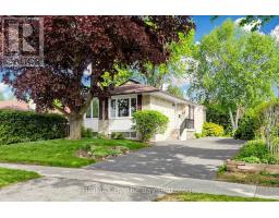 33 Ada Crescent, MLS E13155658
