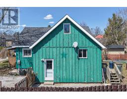 76 MCKENZIE STREET - 25