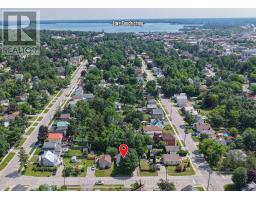76 MCKENZIE STREET - 3