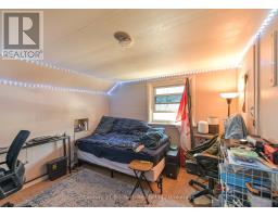 76 MCKENZIE STREET - 33