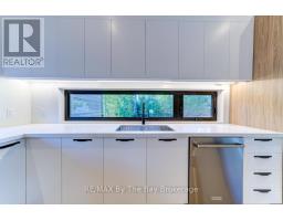 49 BROADVIEW STREET - 11