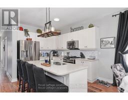35 SANDY COAST CRESCENT - 6