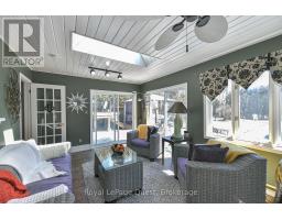 333 COLLINS DRIVE - 19