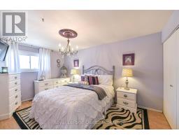 333 COLLINS DRIVE - 20